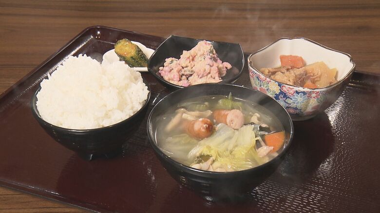 暖簾に「ちゃんこは飲み物です。」玉ノ井部屋の元力士が営む人気居酒屋 栄養満点のちゃんこからあふれる相撲愛|FNNプライムオンライン