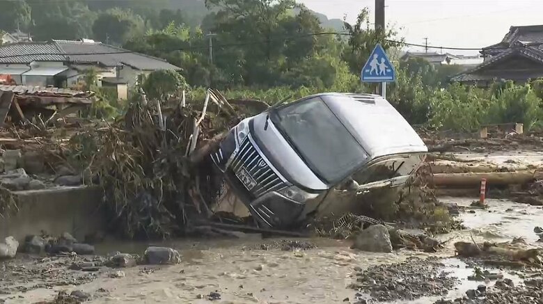 数十年に1度の大雨が九州を襲う…川の氾濫、土砂崩れなど甚大な被害　福岡・久留米では14人一時生き埋め1人死亡｜FNNプライムオンライン