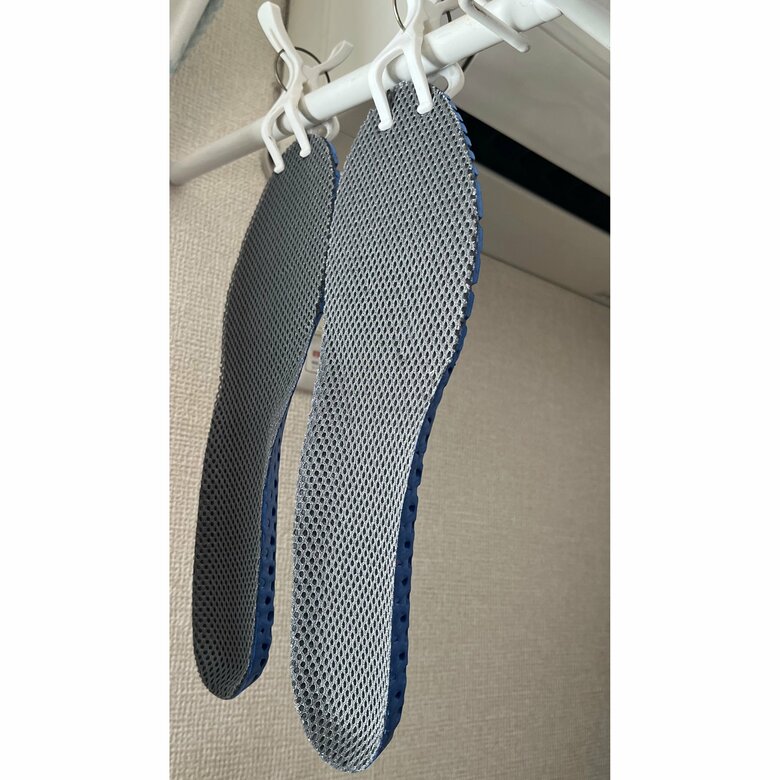 洗って陰干しすれば臭いもなくせる（特集班撮影）