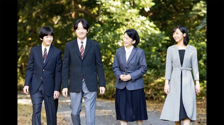 11月6日撮影･赤坂御用地（宮内庁提供）