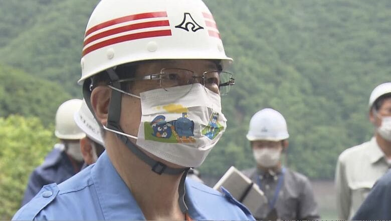 静岡県・川勝平太知事　工区を視察