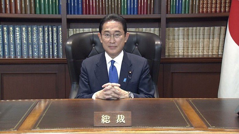 次にこの椅子に座るのは誰になるのか…