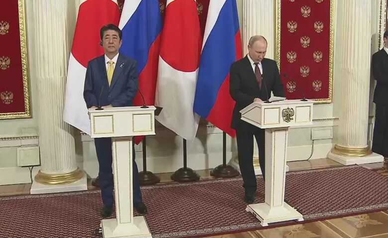 23日未明に行われた日露首脳共同会見