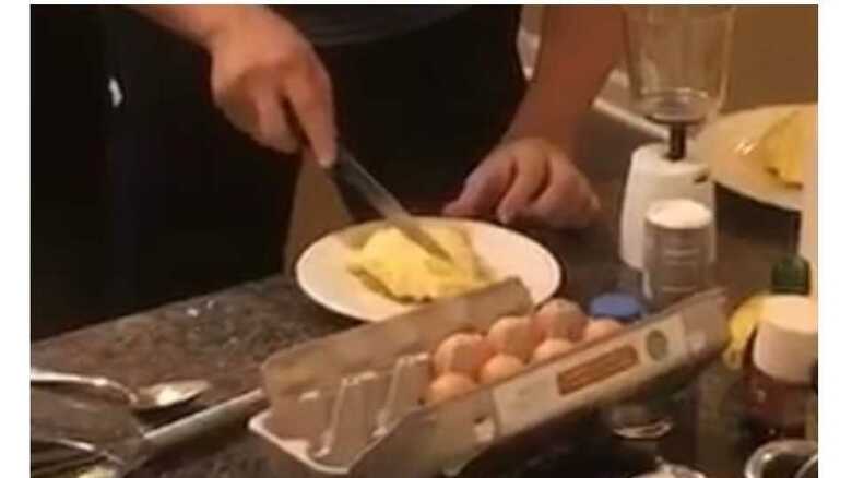 調理中…大谷選手のオムライス