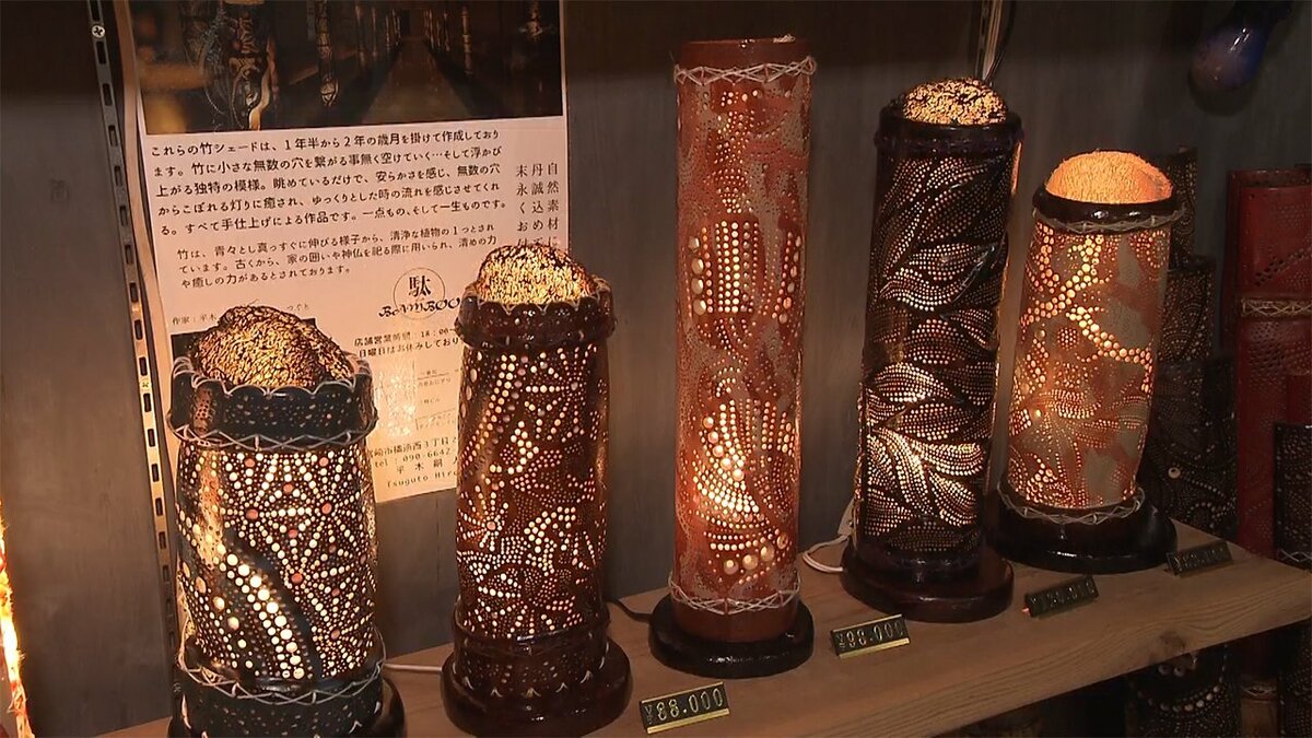 竹灯籠　光の柱 月明かりのようなあたたかな光灯す「竹灯籠」で癒やしを…間伐材を使い
