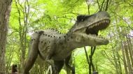 森の中に30体の恐竜　迫力を体感できるアトラクションに家族連れも興奮　富士山こどもの国