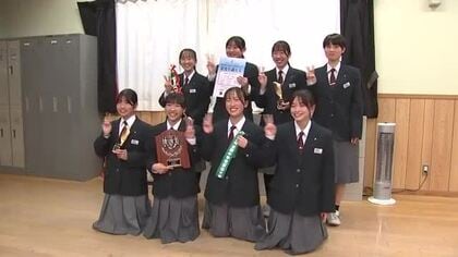 黒石野中学校女子駅伝チーム、全国準優勝を報告　2区と4区の双子姉妹が区間賞　全校生徒が祝福　岩手県盛岡市