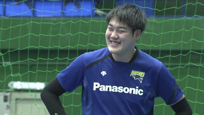 210cmのアタッカー・牧大晃選手「世界一のバレー選手に」　大学とVリーグの“二刀流”で攻撃力強化へ【香川発】