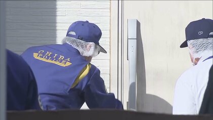 「地面を叩くような音」玄関前で顔を激しく殴られたか…中国人とみられる女性死亡　若い男2人逃走　千葉・松戸市