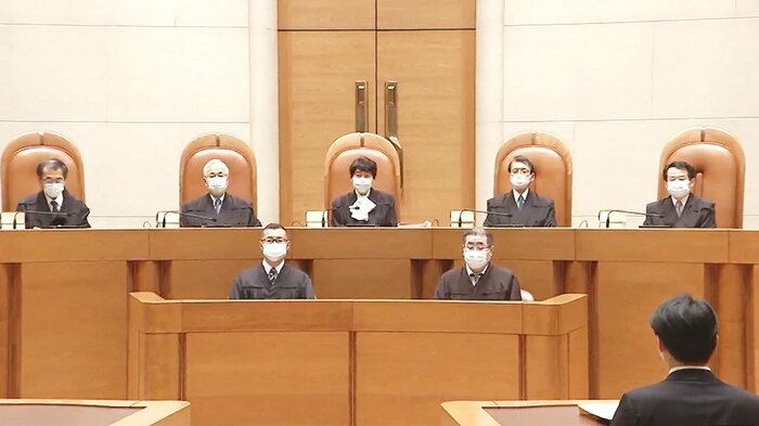最高裁は「法改正前の寄付金の集め方を問題とする部分は違法で無効」と判断