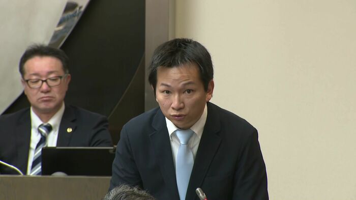 8000万円は妥当な金額と話す担当者