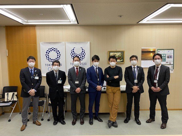 宮坂氏と「シン・トセイ」「東京ベイeSGプロジェクト」のメンバーら