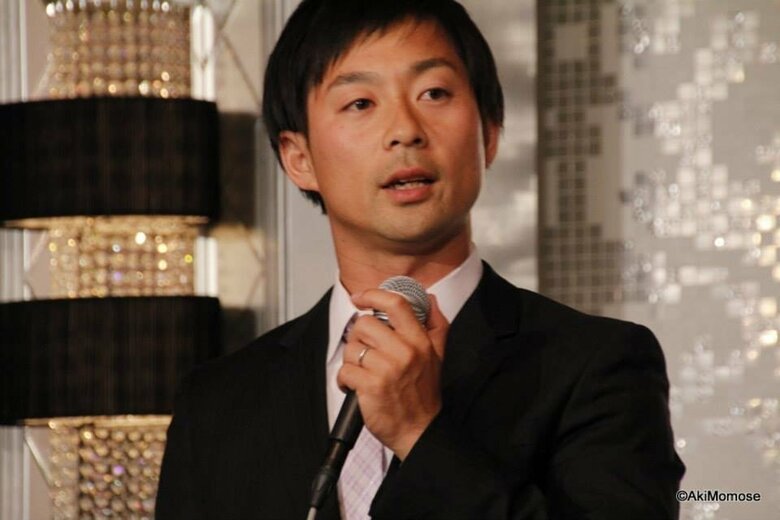 現役小学校教師で2児の父親でもある庄子寛之さん