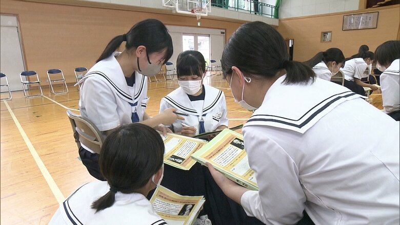 安達中学校での出前授業