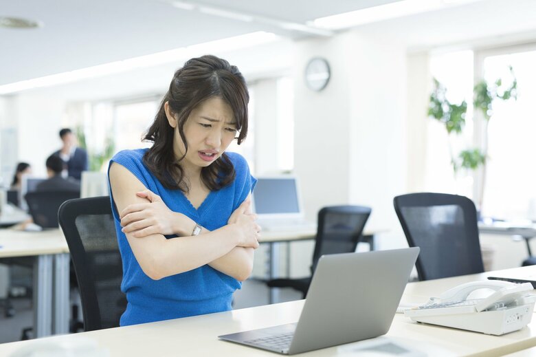 室内との気温差が大きいと胃腸にも影響する（画像はイメージ）