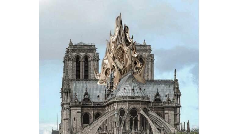 巨大な炎の形をした尖塔（Mathieu Lehanneur氏のインスタグラムより）