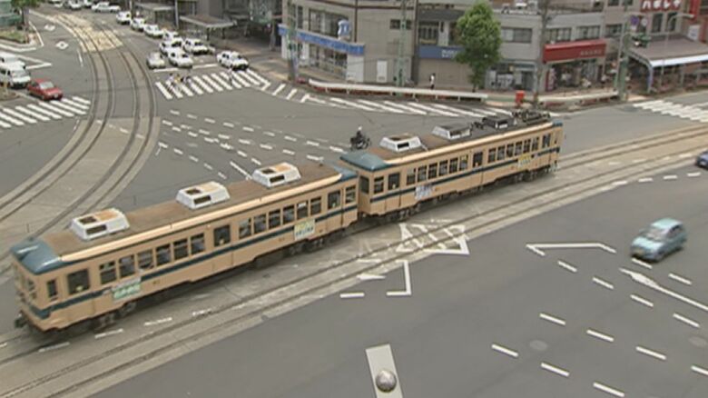 福井市内を走る路面電車