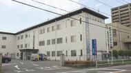 知人男性にオイルかけ火をつけたか 自称・作業員の19歳男を逮捕 男性は川に飛び込むも足などに全治2週間のヤケド
