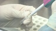 唾液PCR検査が可能に 保険適用 発症9日以内の人が対象
