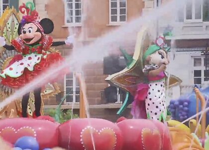 ディズニーリゾート　４年ぶりに「びしょ濡れイベント」復活へ…ベイマックスが水をかける新たなプログラムも