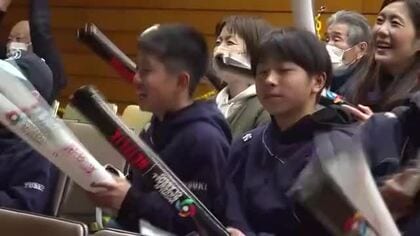 ＷＢＣ侍ジャパン初戦　大野市でパブリックビューイング　地元出身中村悠平選手にエール【福井】