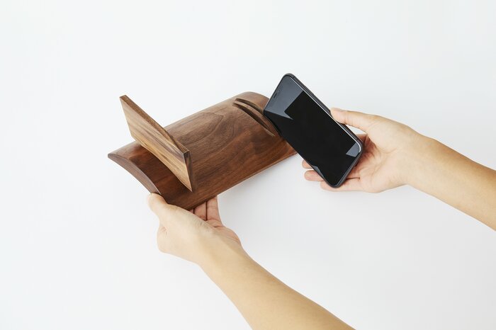 どんなスマホにも容赦なく対応