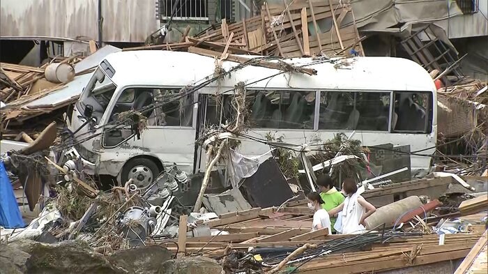大雨さらなる災害に警戒 57人死亡...一部孤立状態も