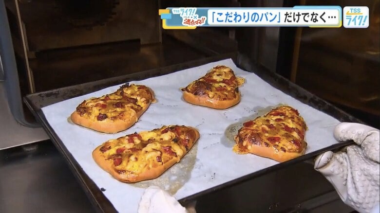 焼き上がった「パリパリナンカレー」