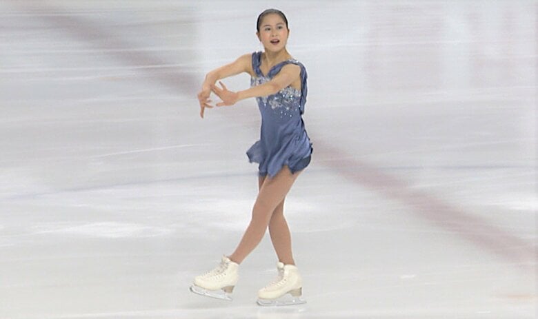 ショートの演技を披露する宮原知子