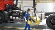 中国「小売売上高」前年同月比　3年5カ月ぶりのマイナス　消費低迷が一層、鮮明に