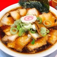 継ぎ足し続けた“かえし”が決め手…昭和レトロな空間で味わう懐かしさあふれる昔ながらの中華そば