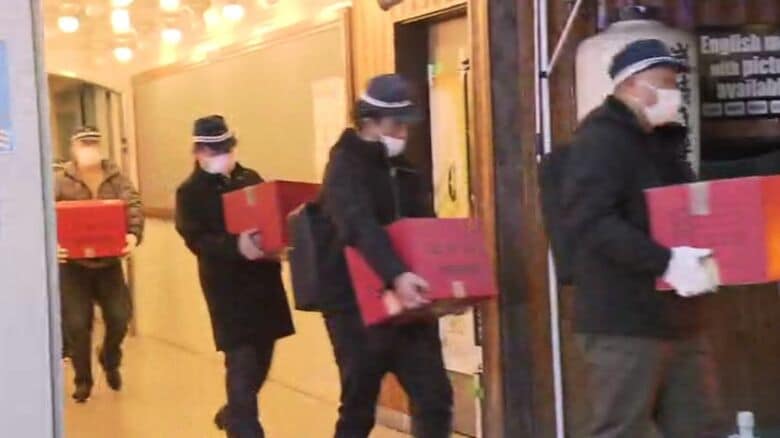 店の幹部は暴力団や「トクリュウ」とつながりか　インターネットカジノで賭博の疑い　男女40人超を検挙　大阪市北区の店舗など5店舗摘発｜FNNプライムオンライン