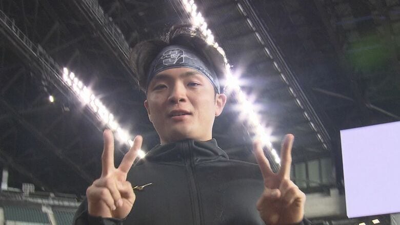 【ファイターズ】新庄監督に開幕4番を託された郡司裕也が額に新背番号「3」をつけて公開自主トレ｜FNNプライムオンライン