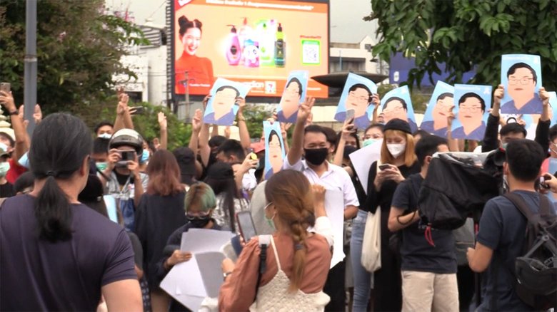 道路を占拠...各地で反政府集会 タイ・バンコク