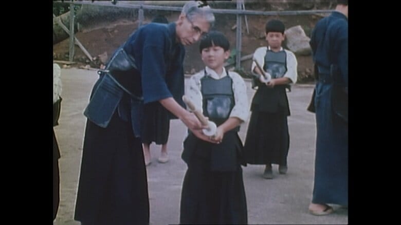 剣道部の合宿に参加された陛下（当時10歳）　1970年撮影　