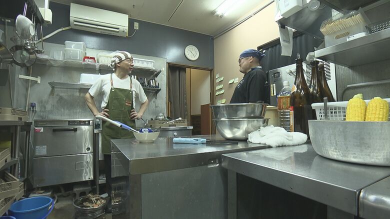 和食料理人と二人三脚で店を切り盛りする