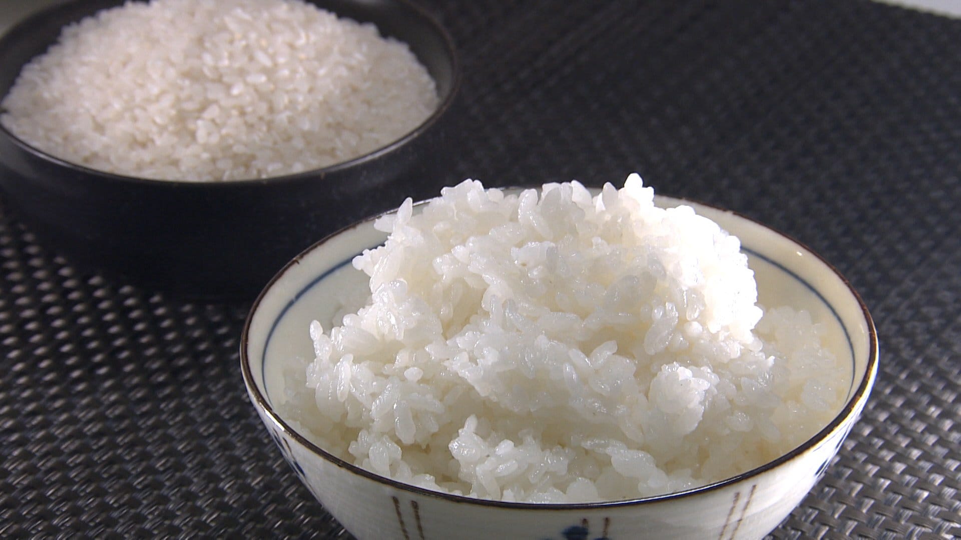 【セール】 スーパーの米価格が15週連続で値上がり・値上がり幅は縮小傾向 米・雑穀・粉類
