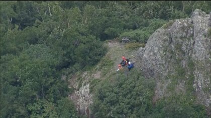 ヒグマに襲われた男性の安否が不明になっていた北海道・羅臼岳で、男性見つかるも死亡確認 駆除したクマが同一かどうか調査