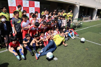 「私の人生を子どもたちに」サッカー元ブラジル代表選手が日本に残したレガシーとは