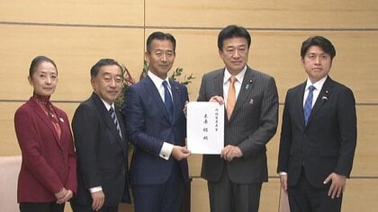 公明党が首相官邸に経済対策提言　幅広い所得層への現金給付・恒久的な食料品の消費税減税