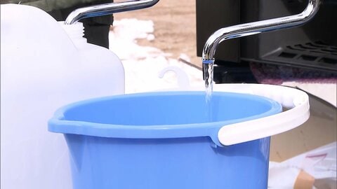 寒波の影響で箱根と静岡・伊東で断水発生　復旧作業続く　祝日の温泉宿などに影響　