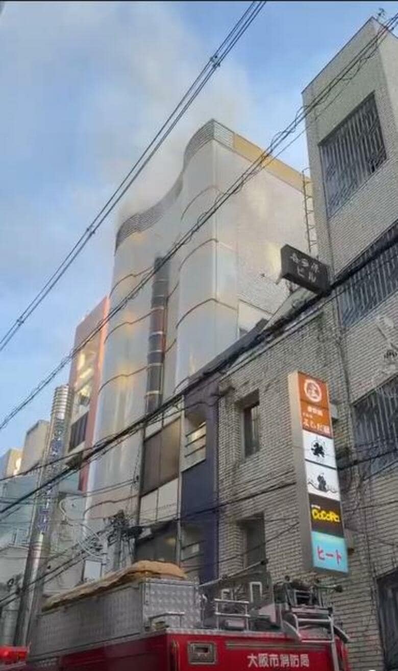 「６階から火が出ている」大阪ミナミのビルで火事　現場は一時騒然　けが人はなし｜FNNプライムオンライン