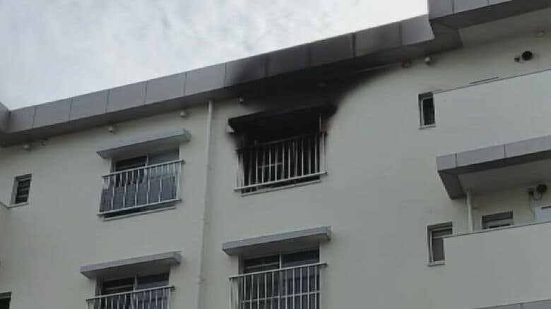 市営住宅の一室で火事　住人の男性（73）が意識不明の状態で見つかりその後死亡確認　大分県佐伯市｜FNNプライムオンライン