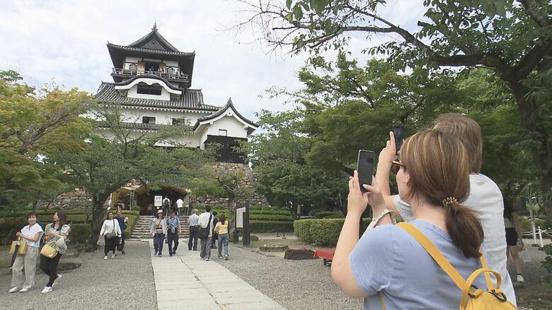 “愛の不時着”ロケ地でも…世界中で起こる『オーバーツーリズム』外国人ら殺到の愛知県犬山市は「分散」狙う｜FNNプライムオンライン