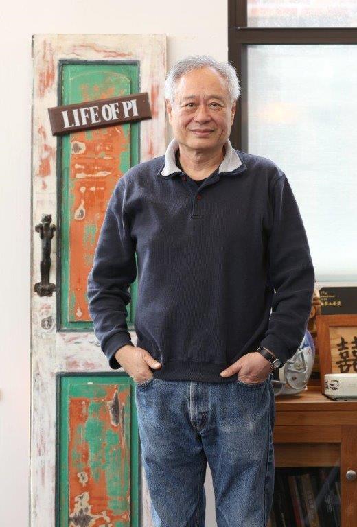ニューヨークの事務所にて 2024年5月 © 日本美術協会／産経新聞