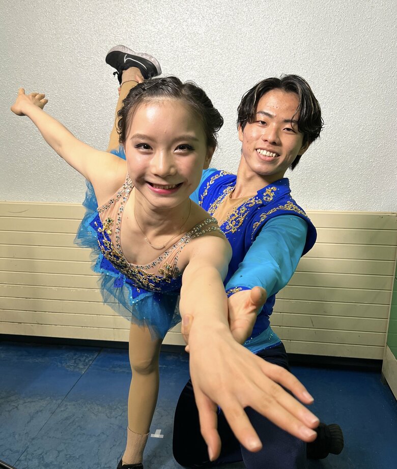 ジュニアペアで優勝した村上遥奈・森口澄士組