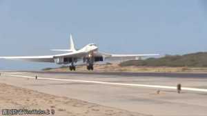 米国本土に迫る、露Tu-160ブラックジャック戦略爆撃機