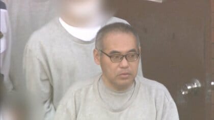 盗んだスマホを “落とし物”と装い謝礼を詐取か　逮捕の57歳男は被害者にまさかのアドバイス「カバンにしまった方がいいよ」