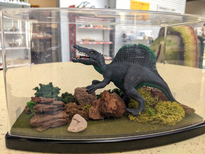 恐竜のジオラマづくりも