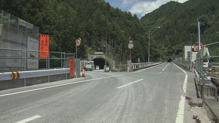 青崩峠トンネル 静岡側